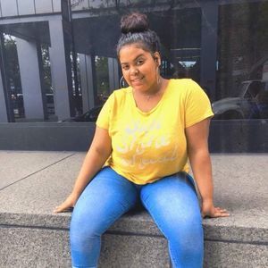 Meet your Posher, Alexandra